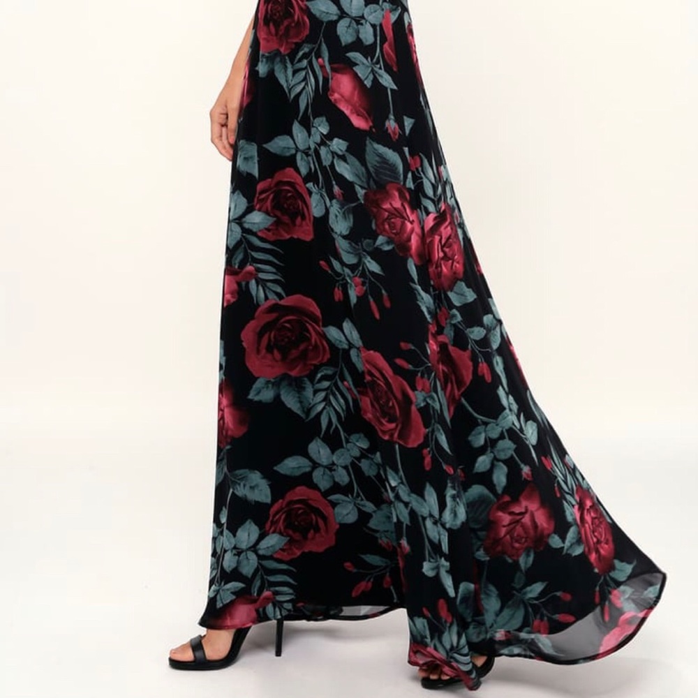 ADVENTURE SEEKER BLACK ROSE PRINT MAXI DRESS - Picture 4 of 7